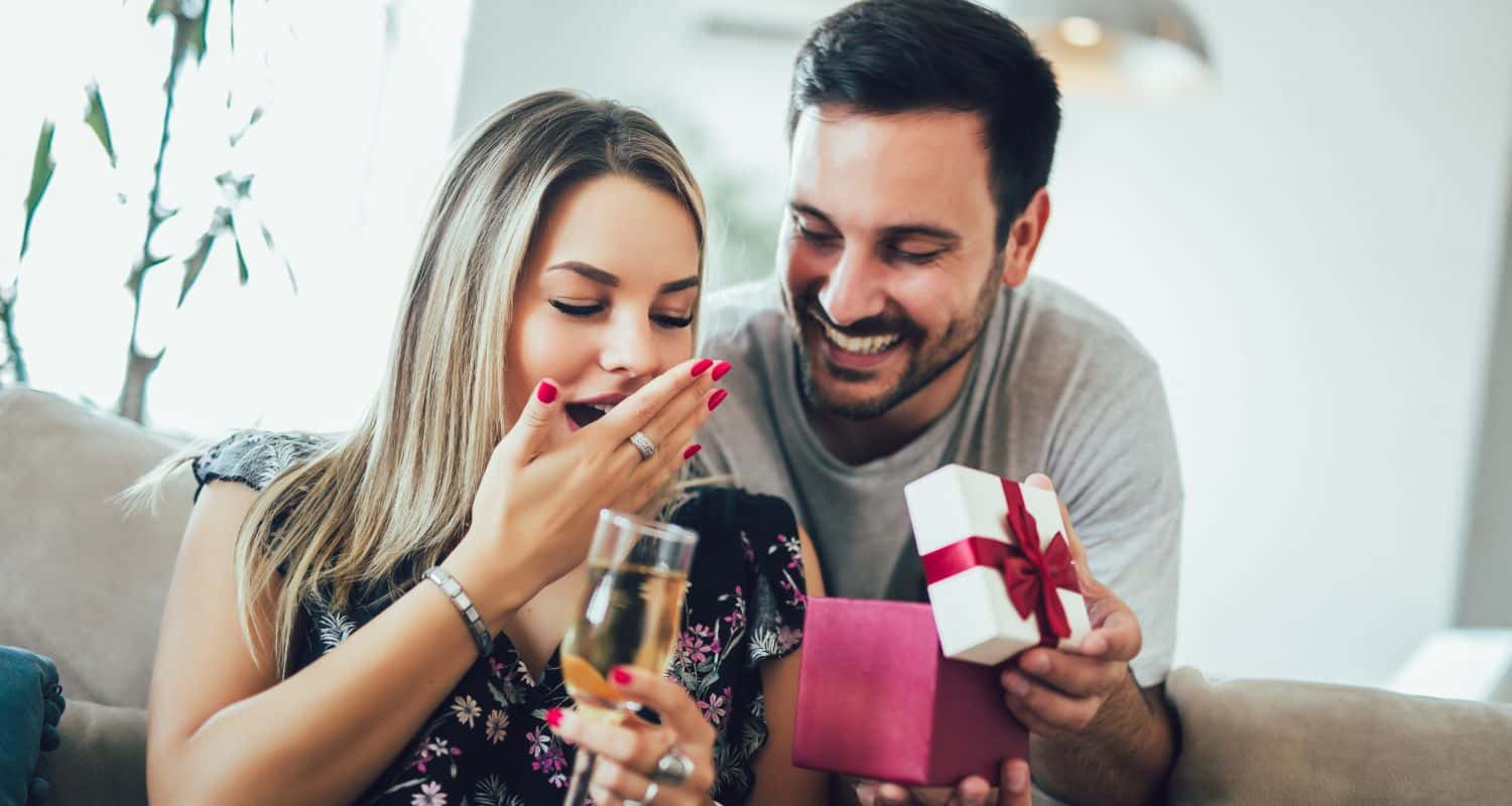 Cotton Gifts for Your Cotton Anniversary