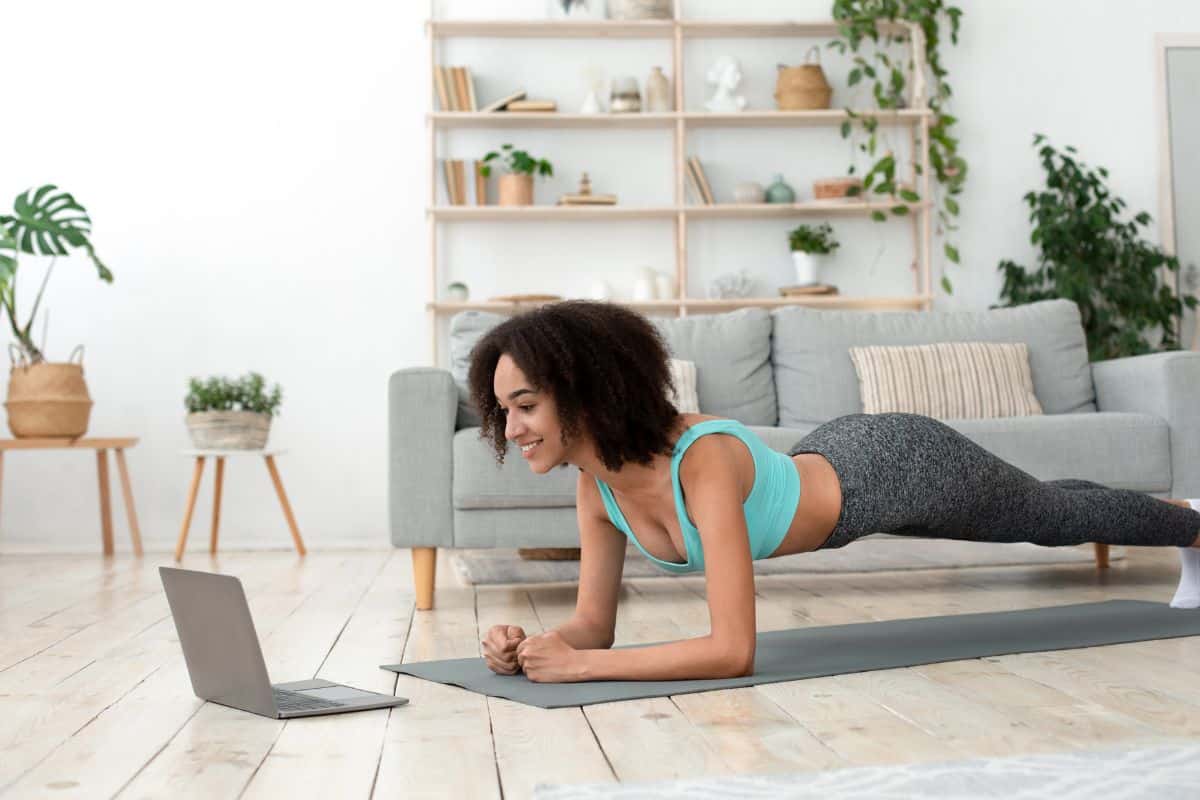 Online Fitness Challenge to Motivate Each Other
