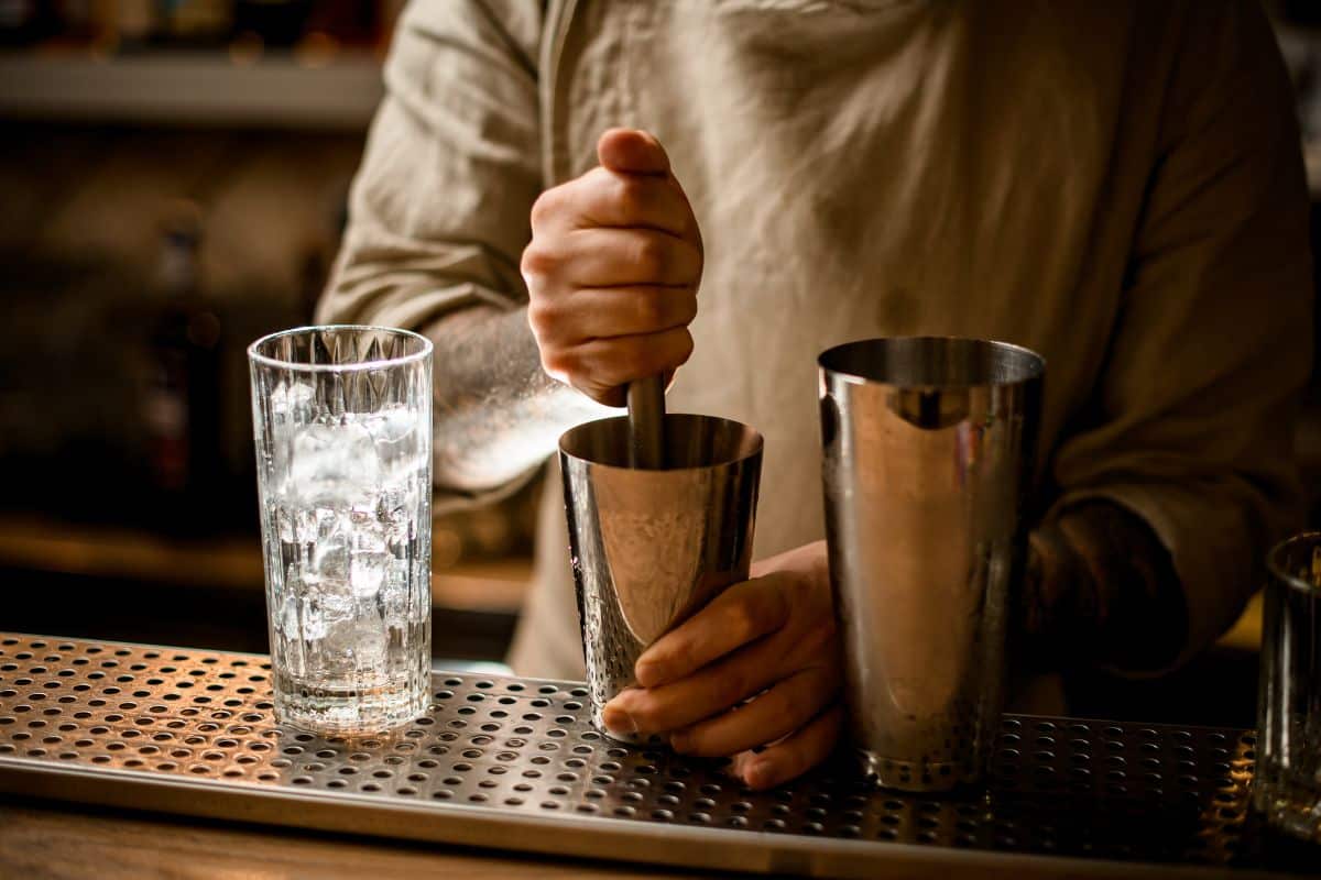 A Home Cocktail Kit for the Aspiring Mixologist